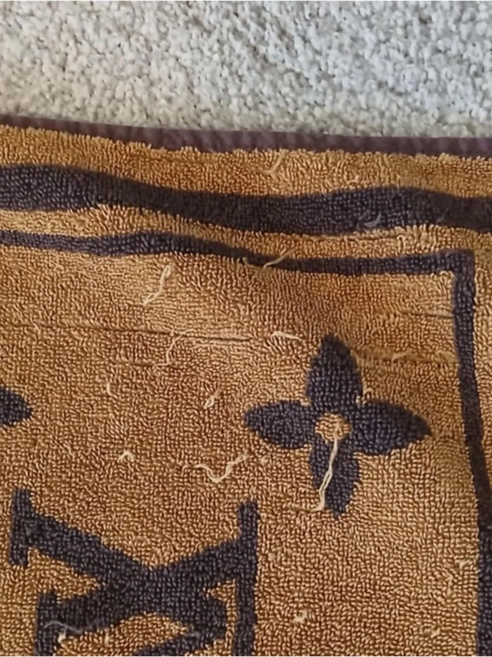 Louis Vuitton MonogramCotton Towel Reversible
